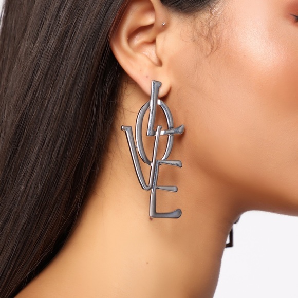 Fashion Nova Jewelry - FashionNova// love earrings silver